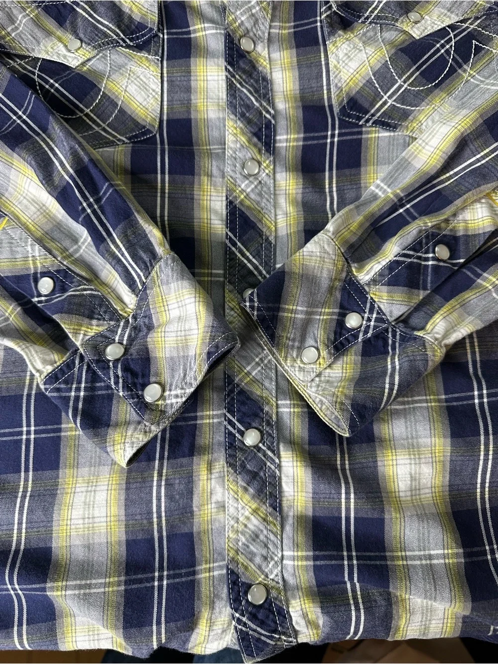 True Religion Men’s Western Plaid Pearl Snap Button Down Shirt. Size 2XL